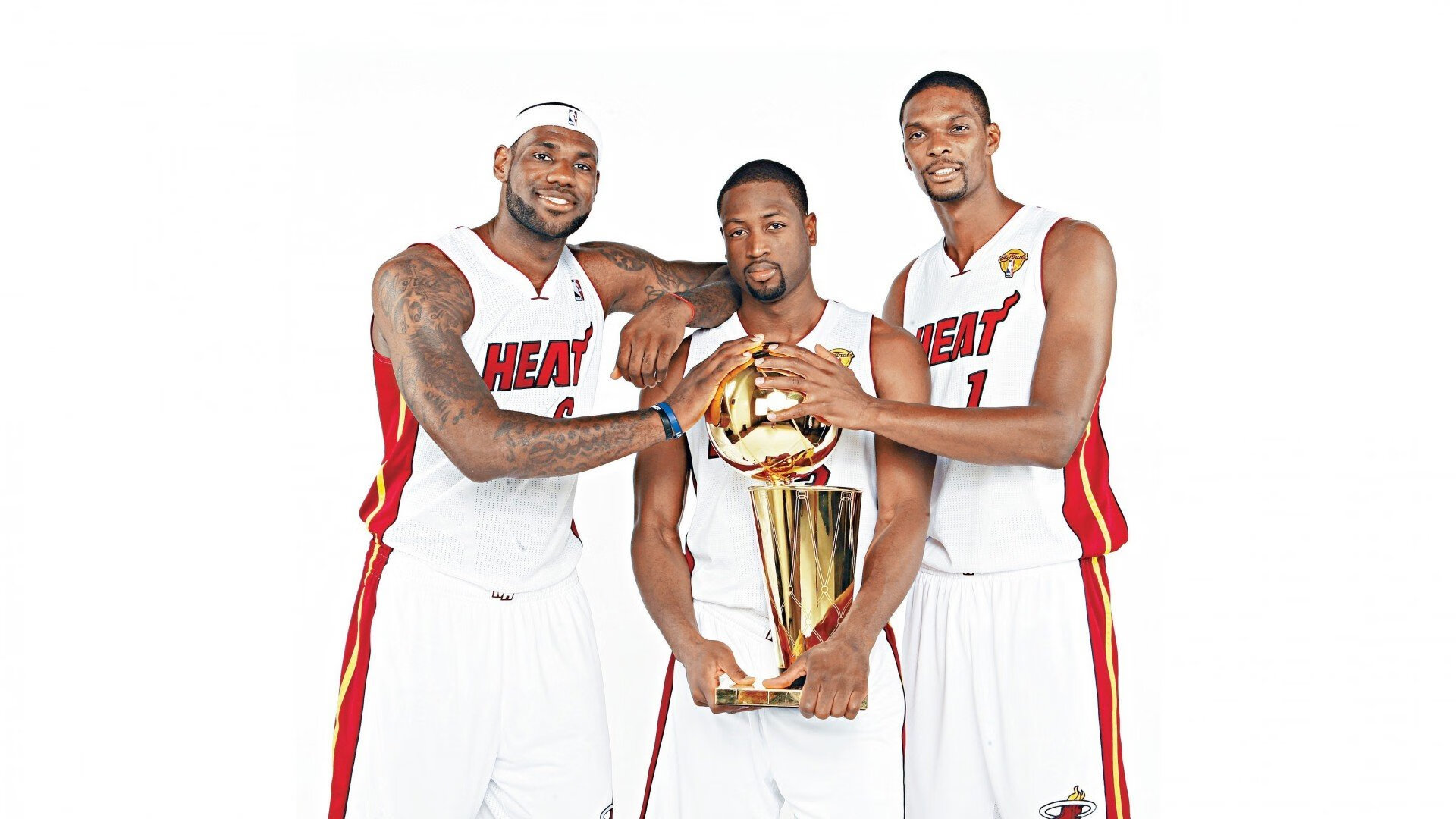 “高原疾驰：雪山巅峰的生命冲刺”，高原雪山最经典徒步路线